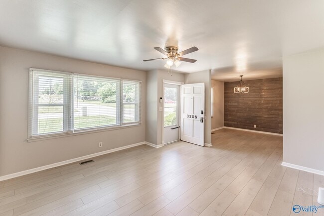 Building Photo - 3306 Reynolds Dr NW