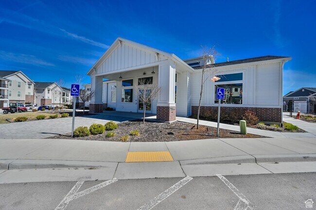 Building Photo - 1729 N 3720 W