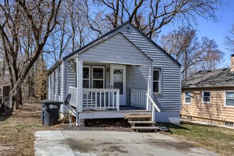 Building Photo - 3224 N 40th St