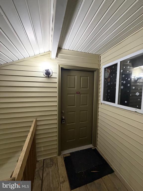 Building Photo - 1194 Tristram Cir