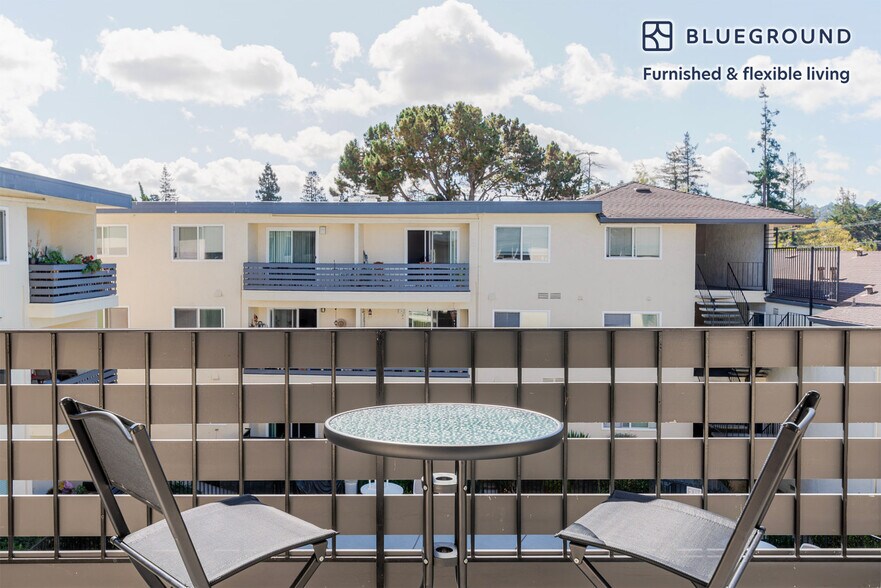 Building Photo - 235 Arlington Rd