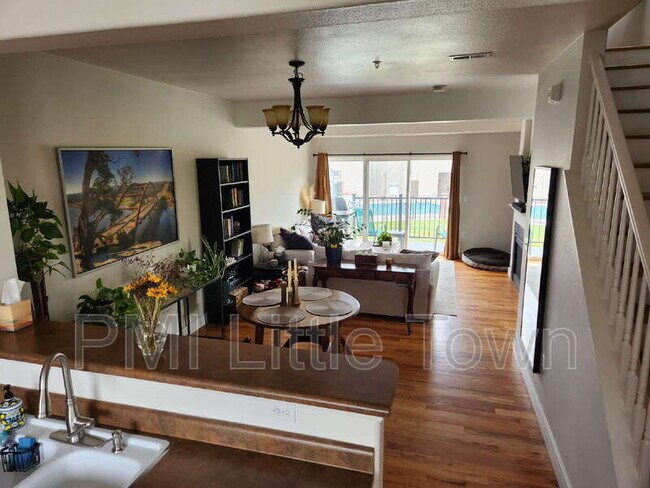 Building Photo - 2773 W Riverwalk Cir