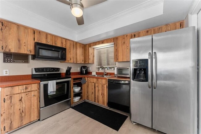 Building Photo - 5053 Maui Cir