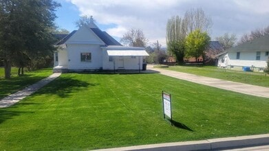 Building Photo - 119 N 200 E