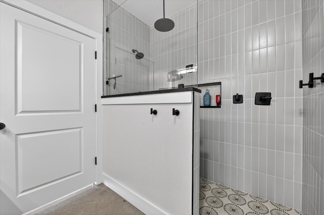 Building Photo - 9082 Wolf Run