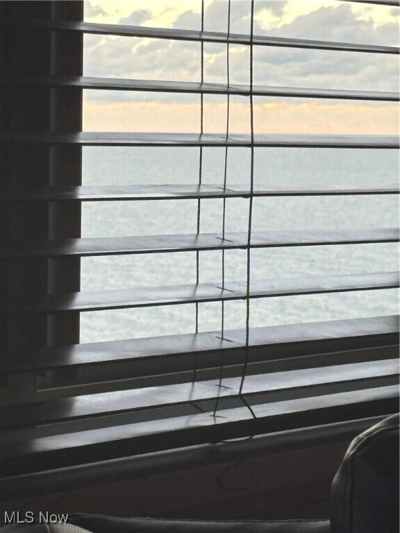 Building Photo - 12520 Edgewater Dr