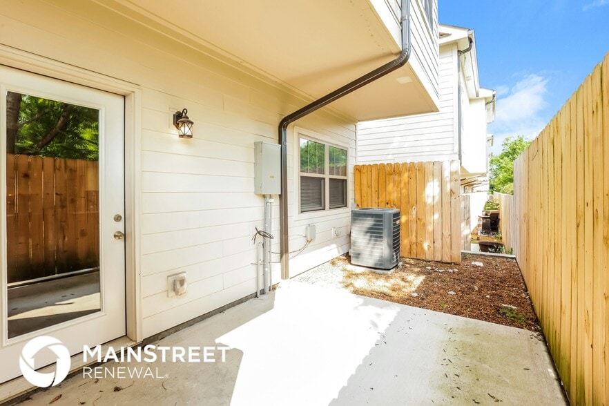 Building Photo - 110 Hartsville Ct