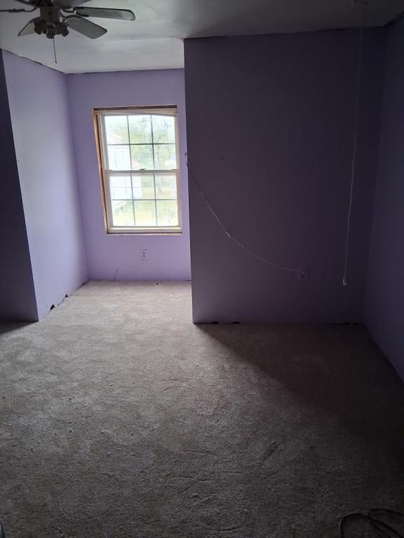 Building Photo - 526 Fairholm Ave