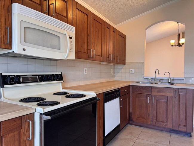 Building Photo - 11819 Hatcher Cir