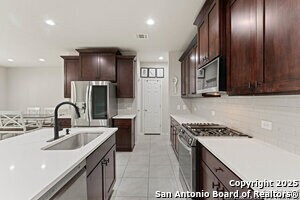 Building Photo - 12412 Big Valley Creek