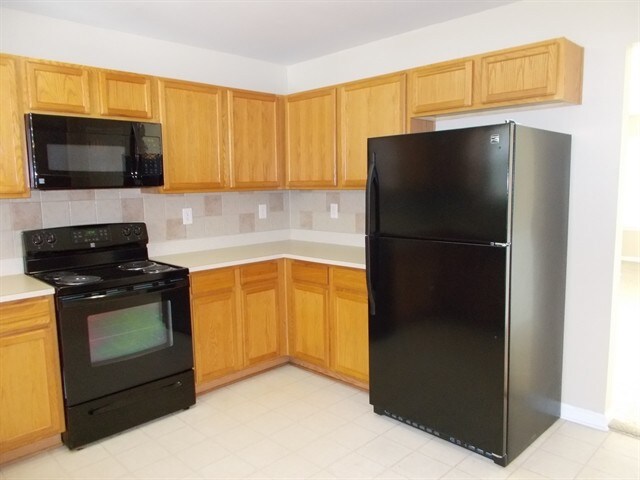 Building Photo - 5937 Firethorne Ln