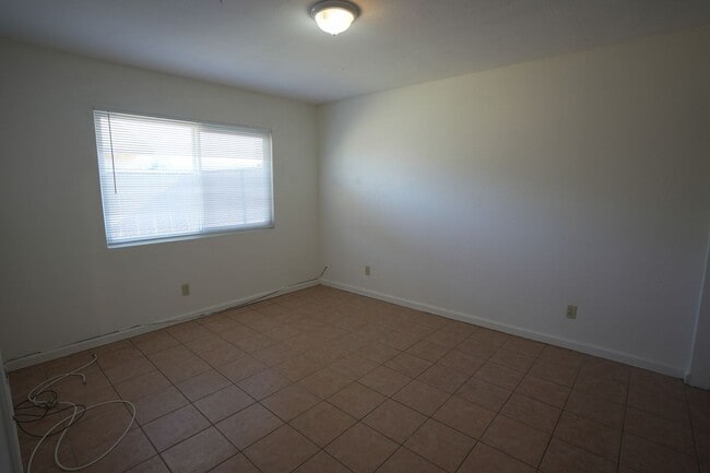 Building Photo - 21355 Bear Valley Rd
