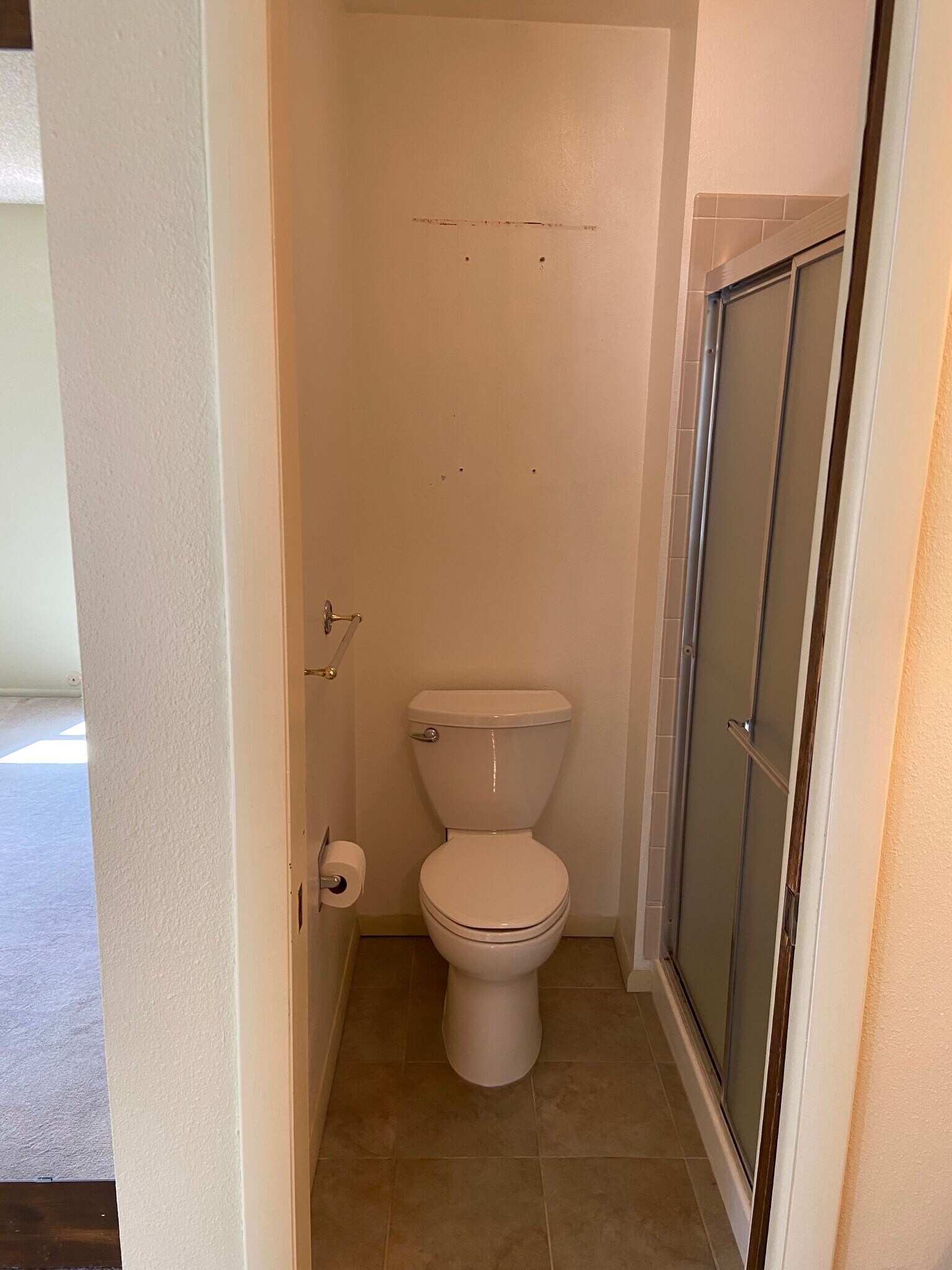 Master, pocket door to shower - 8520 W 81st Dr