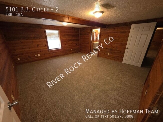 Building Photo - 5101 B.B. Circle-2