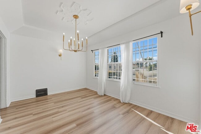 Building Photo - 1335 Redondo Blvd