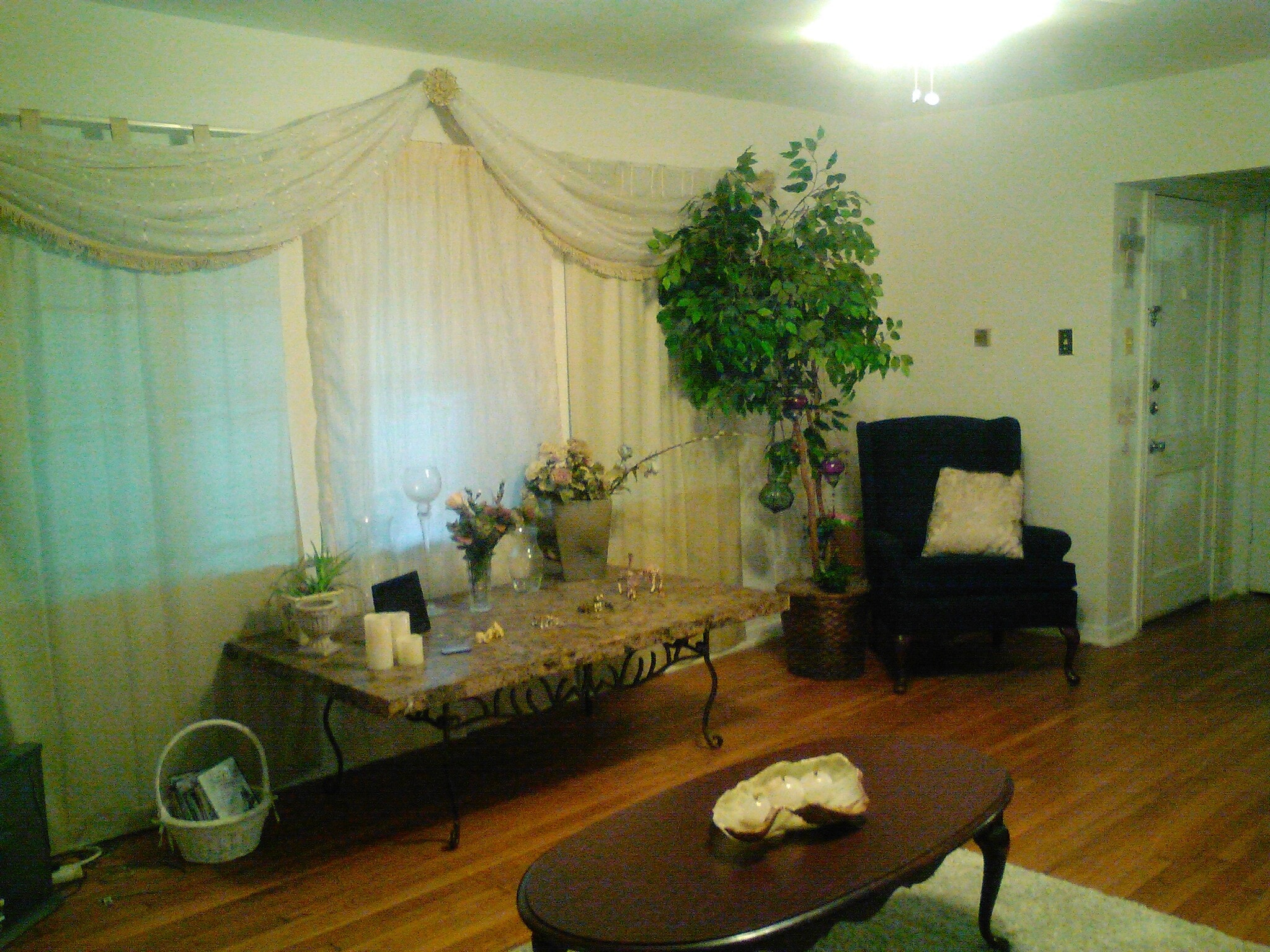 Building Photo - 2118 Wilson