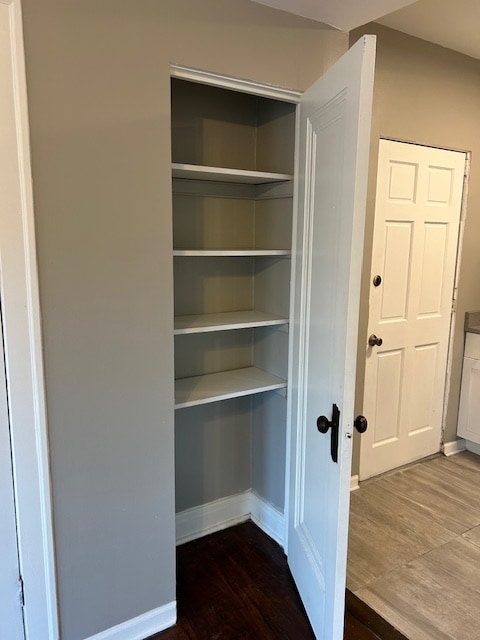 Building Photo - 2037 N Kildare Ave