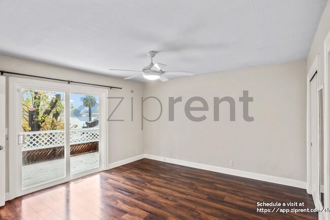 Building Photo - 48 N Lake Dr