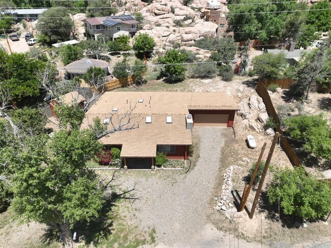 Building Photo - Nestled In the Granite Dells!