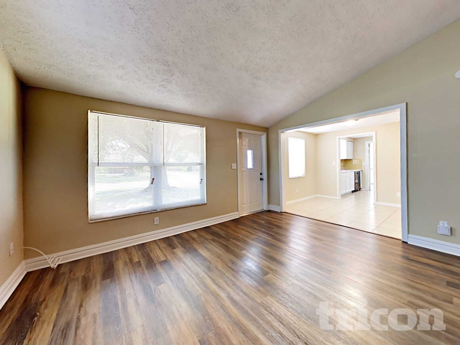 Building Photo - 8840 55th Wy N