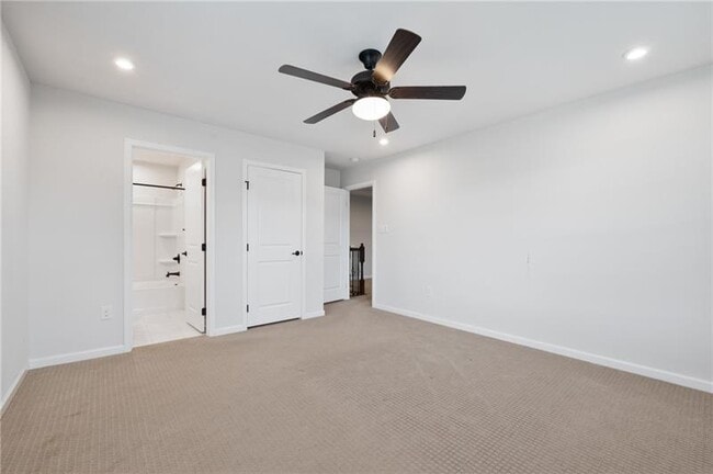 Building Photo - 3005 Eagle Ridge Dr