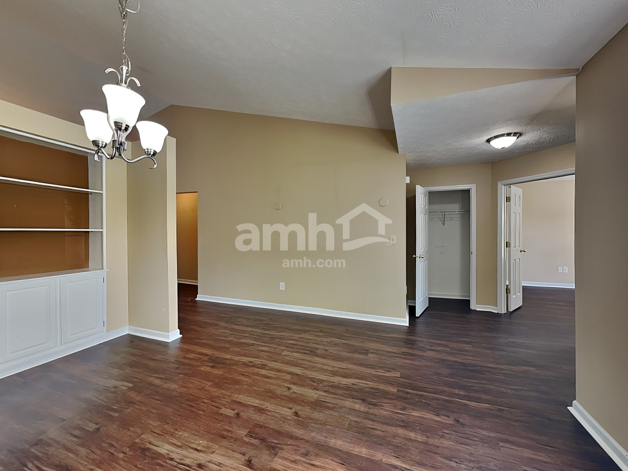 Building Photo - 5884 W Falling Waters Dr