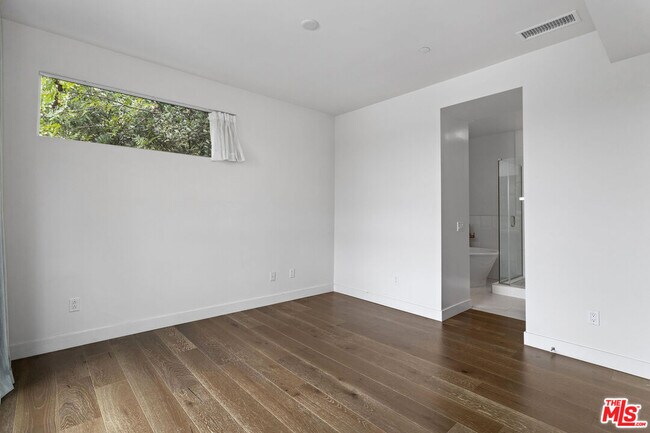 Building Photo - 1912 Liberty Ct