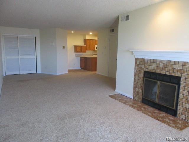 Building Photo - 13950 E Oxford Pl