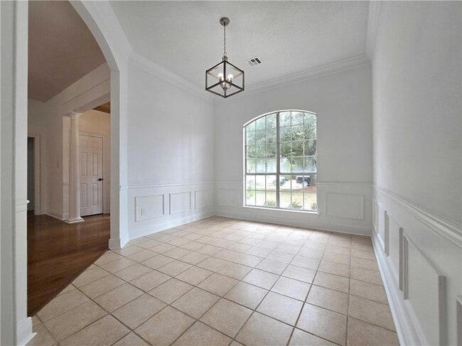 Building Photo - 2107 Olvey Dr