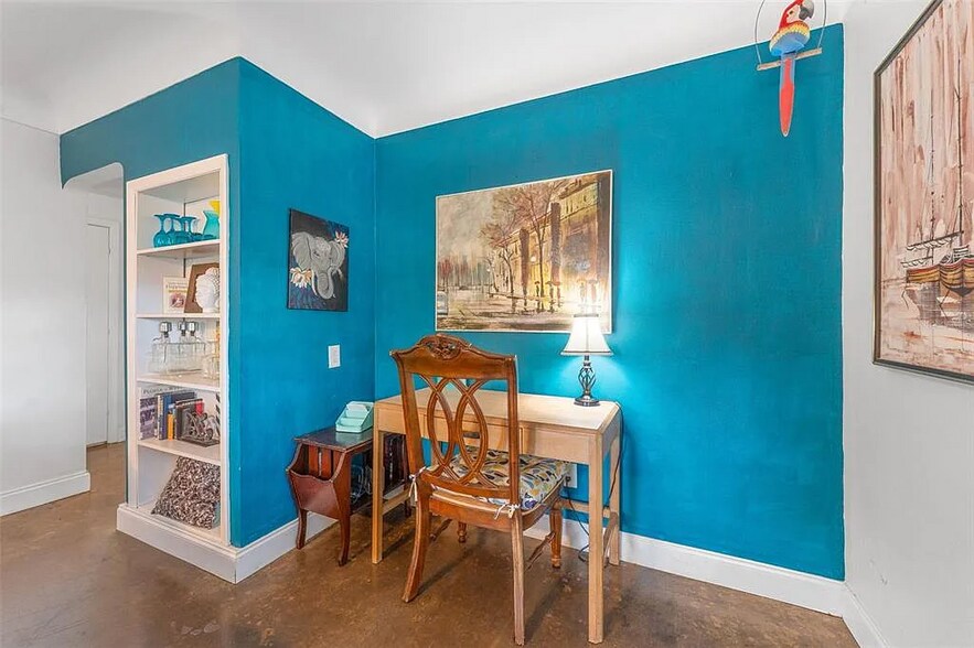 Building Photo - 1604 58th St S