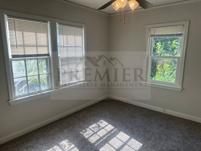 Building Photo - 6328 College Ave