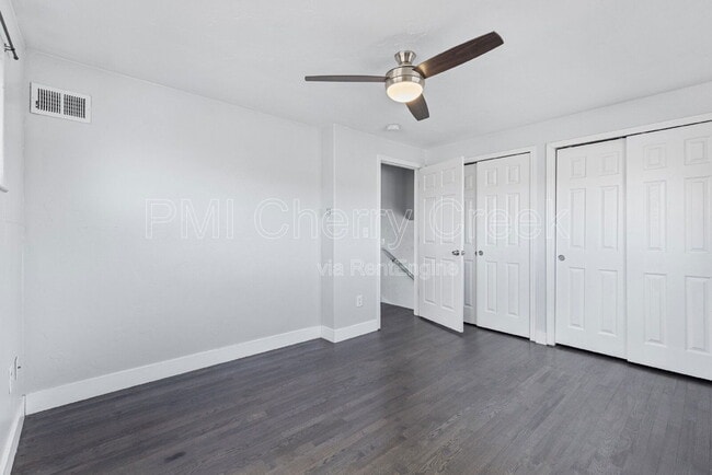 Building Photo - 1010 Newton St