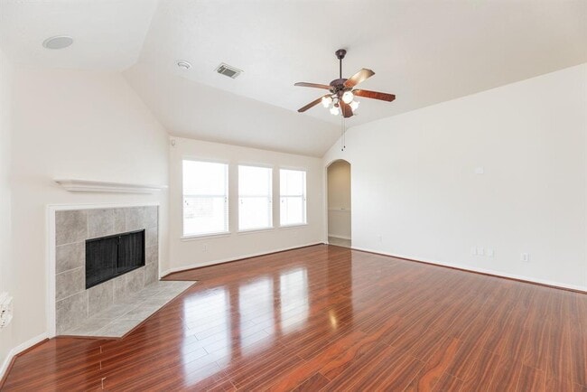 Building Photo - 19234 Mustang Pointe Ln