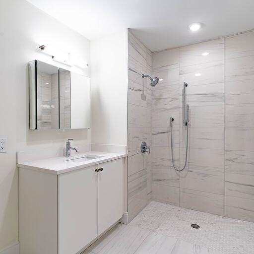 Building Photo - 198 Green St