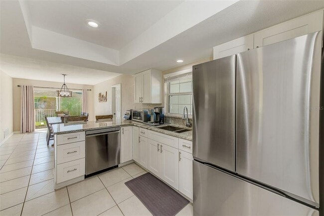 Building Photo - 7195 Augusta Blvd