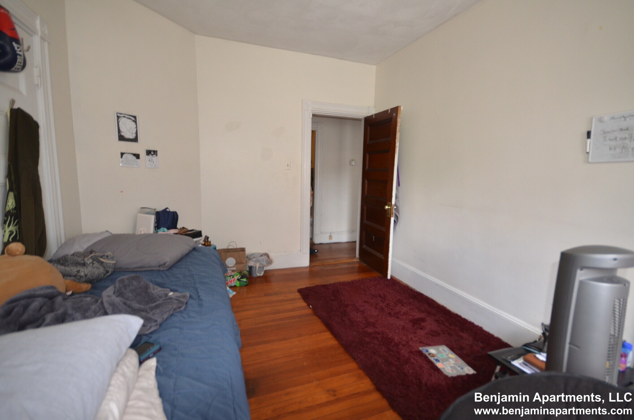 Building Photo - 77 Walnut St