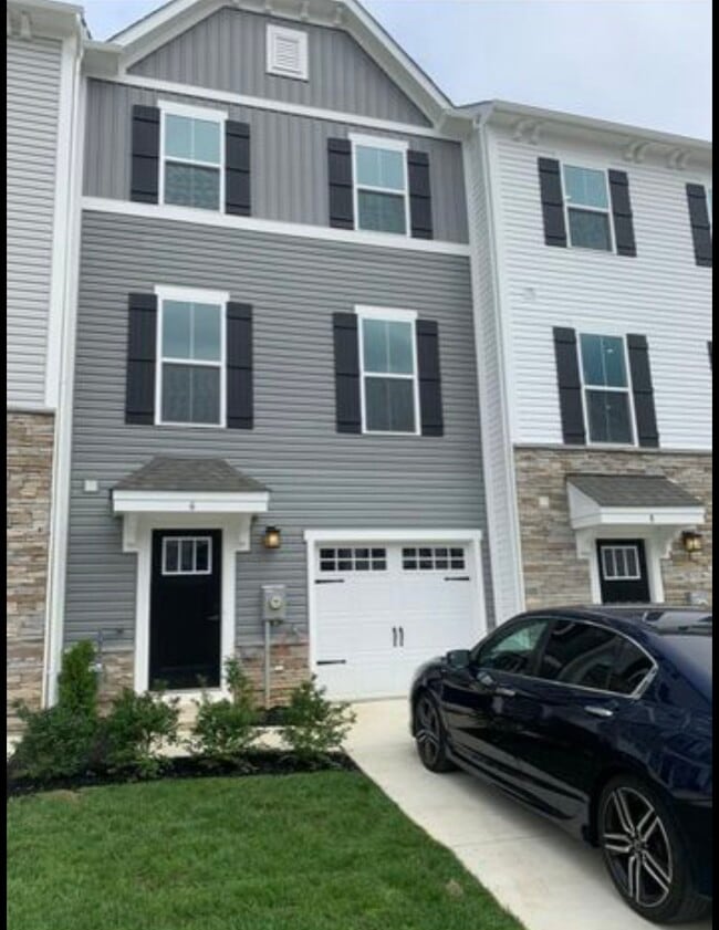 Building Photo - 6 Kohlmyer Dr