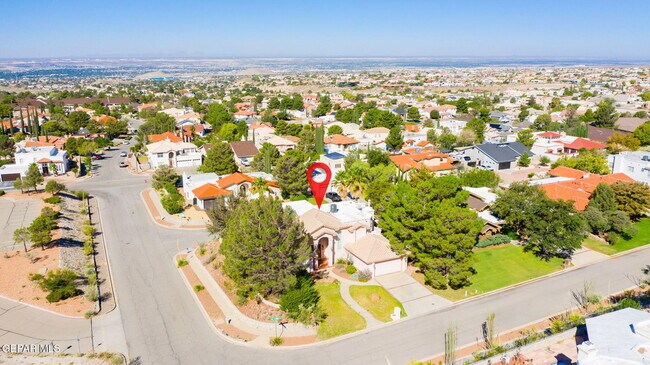 Building Photo - 851 Via Alegre Ln