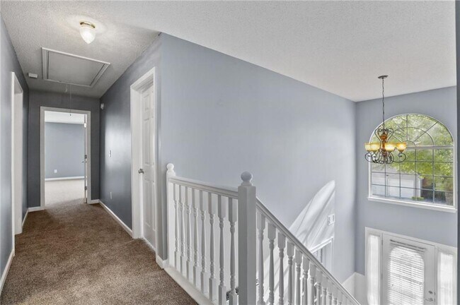 Building Photo - 4550 Ivy Fork Dr