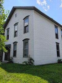 Building Photo - 809 Cincinnati St