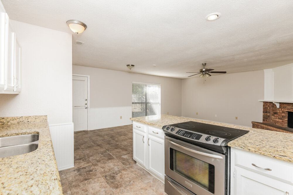 Building Photo - 6317 Sunset Rd