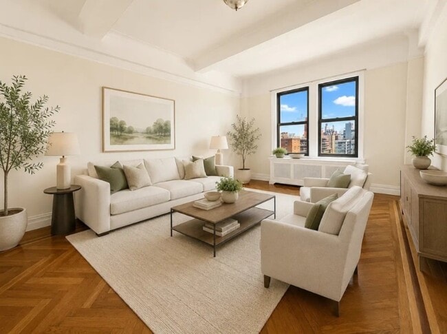 Building Photo - 145 W 96th St