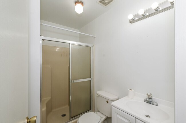Building Photo - 6919 Taylor Manor Ave