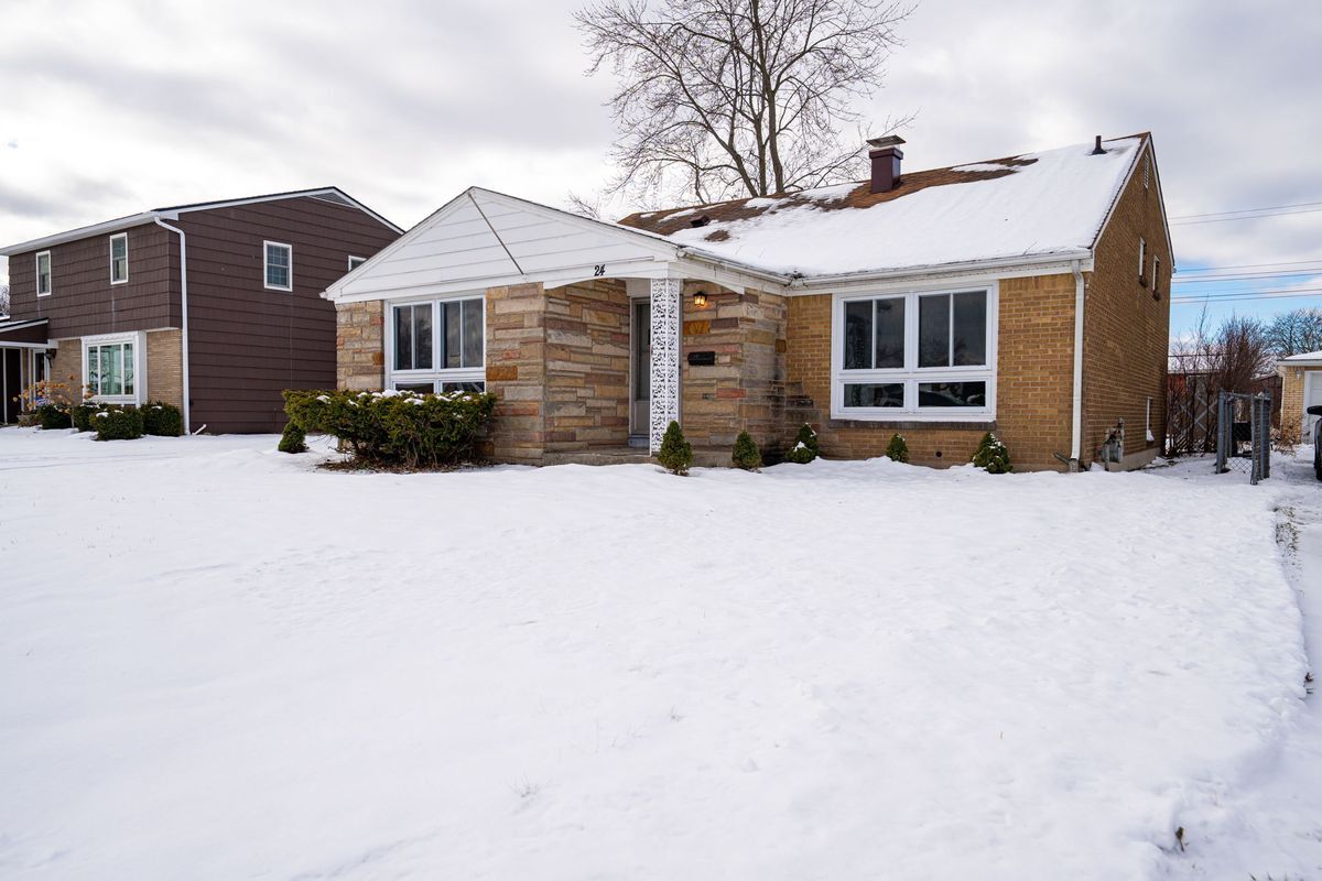 Building Photo - 24 Honduras Ln