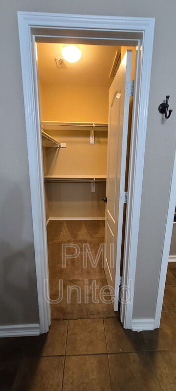 Building Photo - 3109 Blake St