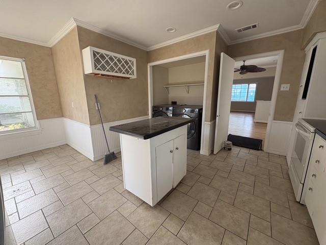 Building Photo - 7525 Wentwood Dr