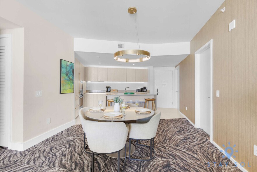 Building Photo - 4111 S Ocean Dr