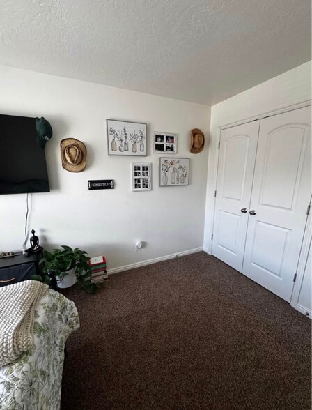 Building Photo - 66 S 610 E