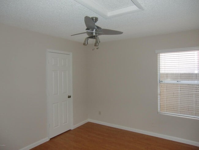 Building Photo - 3305 E Wildwood Dr