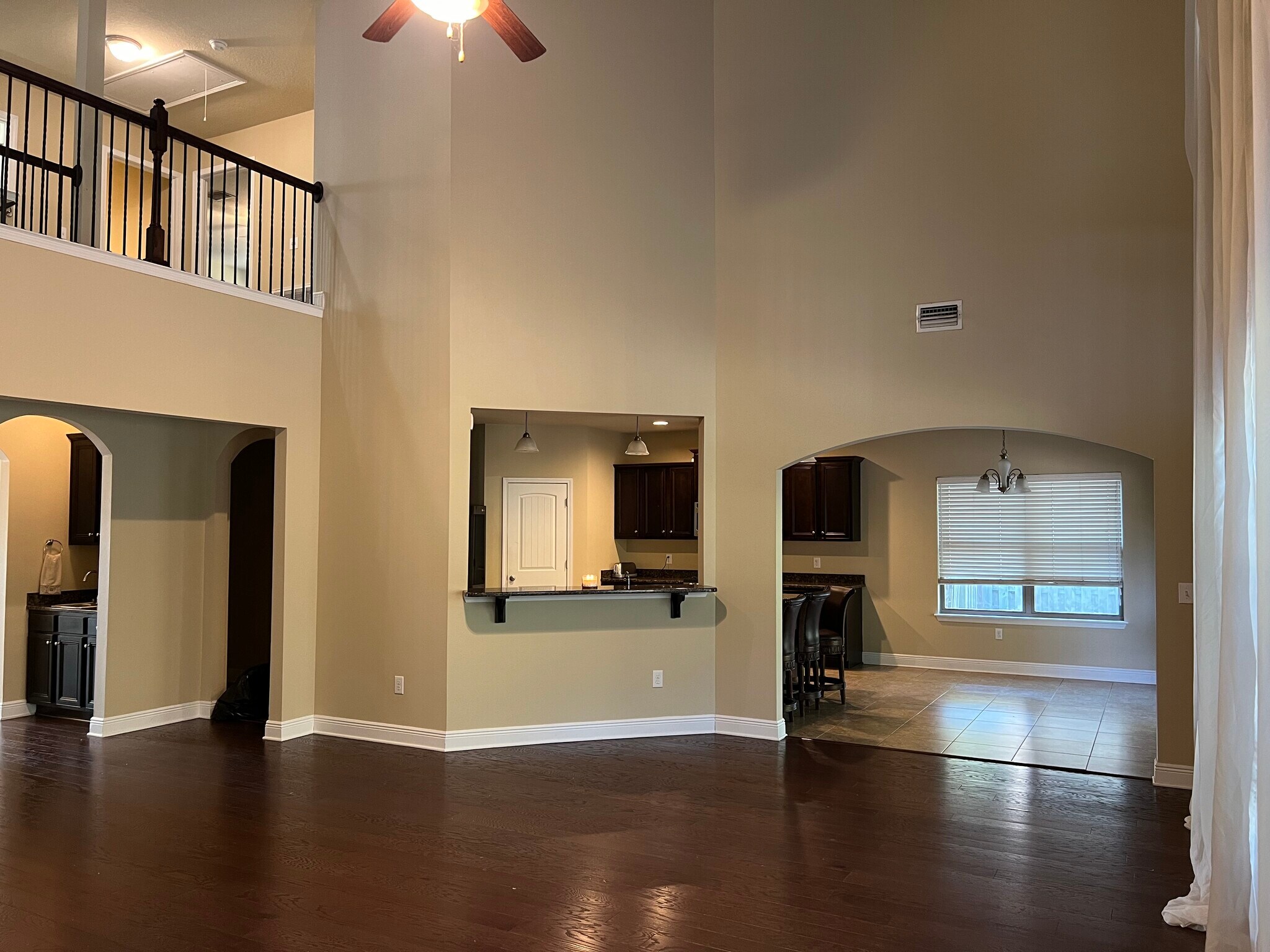 Building Photo - 68 Hemingway Ln